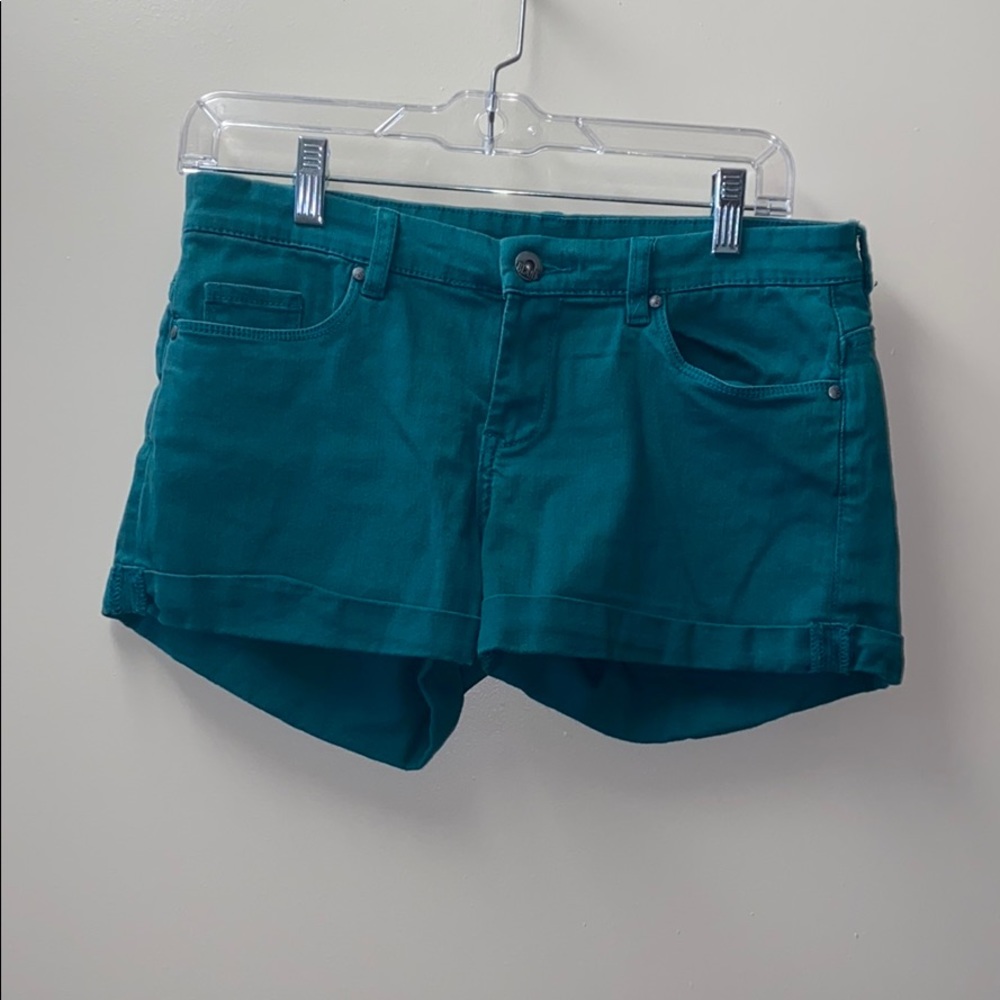 Green cuffed shorts by Blank NYC